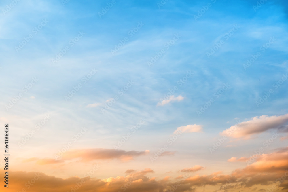 Fototapeta premium Beautiful dramatic sunset