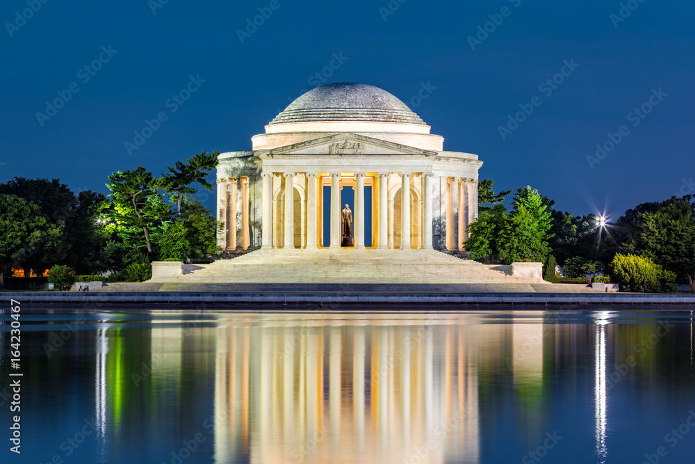 Naklejka premium Jefferson Memorial in Washington DC. The Jefferson Memorial is a public building managed by the National Park Service of the United States Department of the Interior