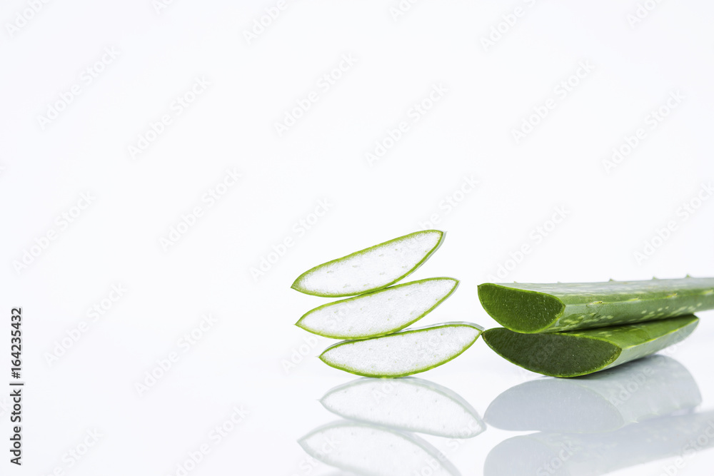Obraz premium Fresh Aloe Vera isolate on white background