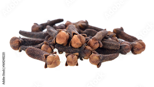 cloves on white background
