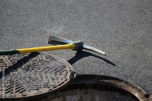 trappe d'égout : travaux de voirie