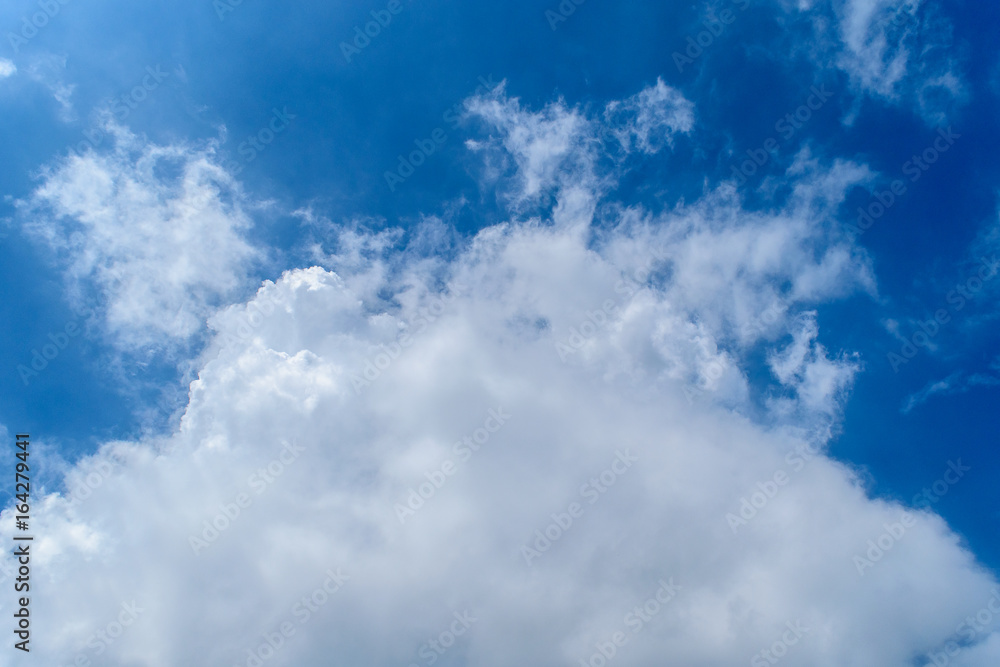 Fototapeta premium Fluffy clouds