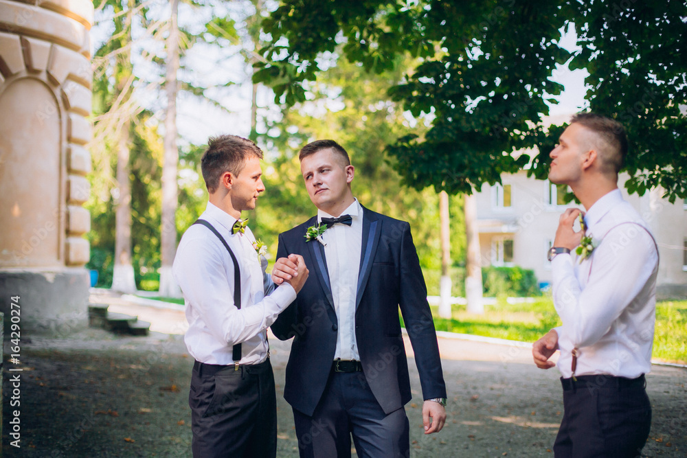 funny at the same time serious groom with best mans funny at the same time serious groom with best mans