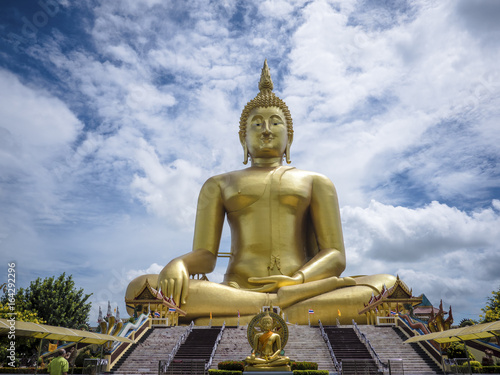 Big Buddha Statue at Wat Muang