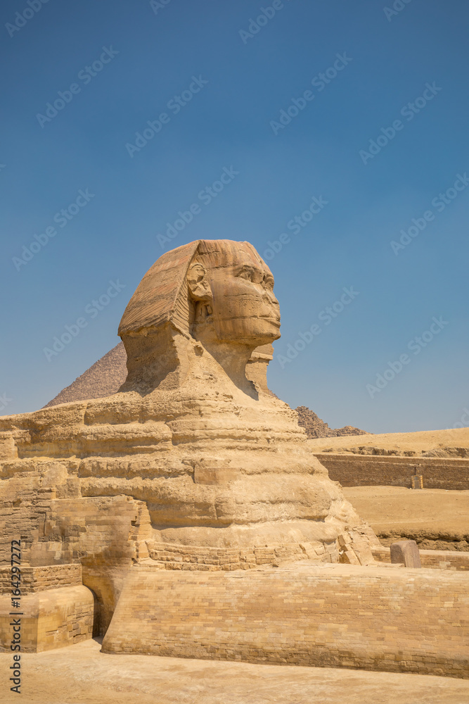 Sphinx and great pyramids