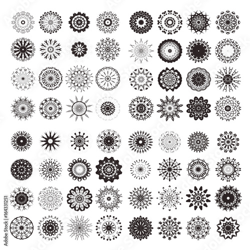 Vászonkép Vector set of isolated floral mandala on white background