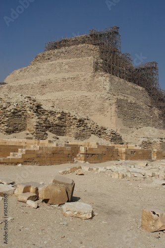 Sakara pyramid photo