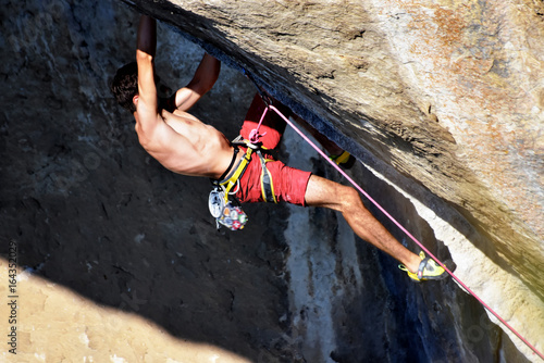 Climbing as extreme and fun sport
