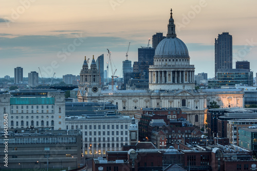 Amazing Sunset panorama from Tate modern Gallery to city of London, England, Great Britain © Stoyan Haytov