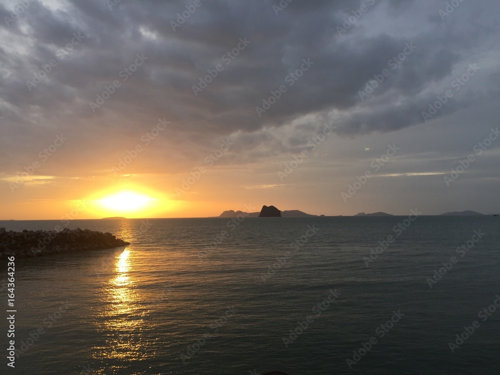 Закат на Сиамском заливе