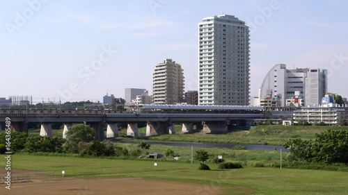 二子玉川　多摩川河川敷の風景 video UHD 4