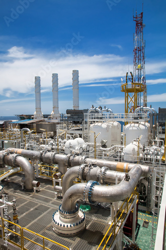 Offshore oil and gas processing plant