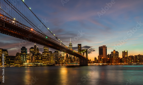 Fototapeta Naklejka Na Ścianę i Meble -  Brooklyn Bridge at sunset