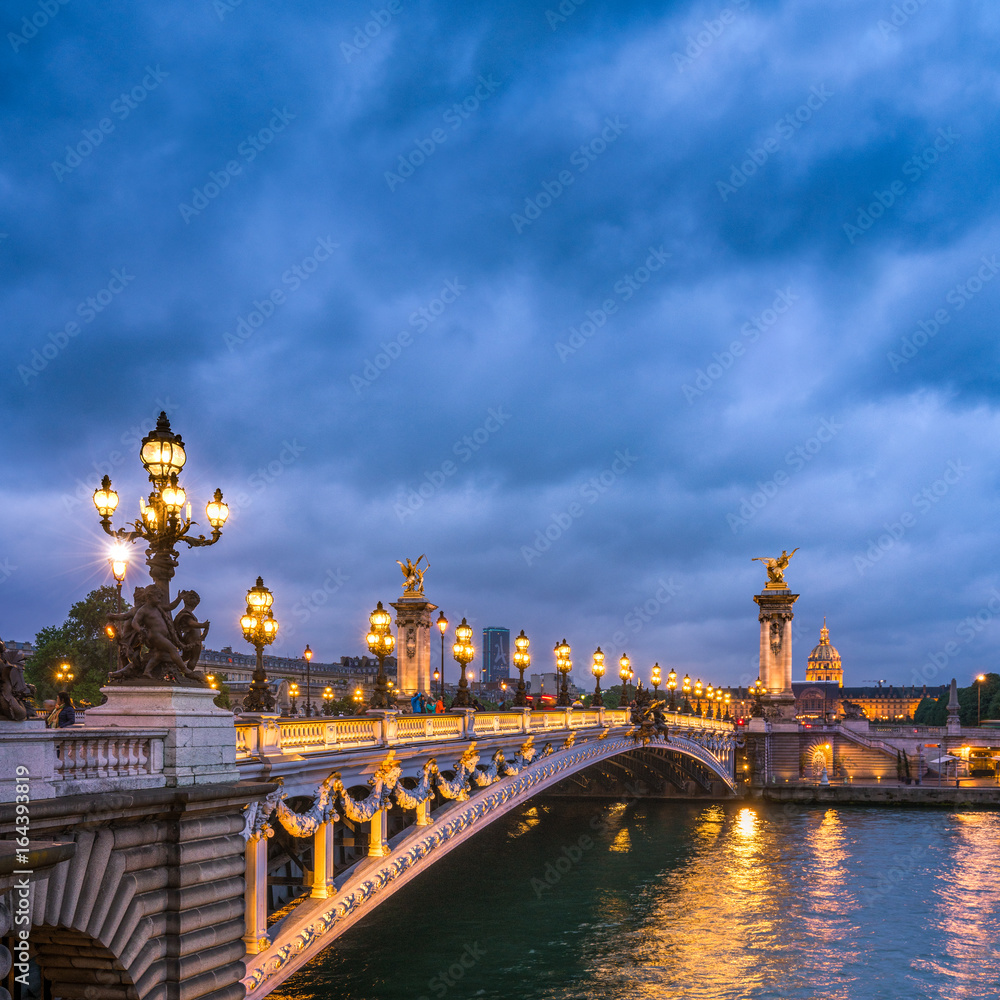 Fototapeta Pont Alexandre III w Paryżu, Francja