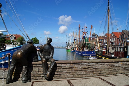 Krabbenfischerhafen von Neuharlingersiel in Ostfriesland
