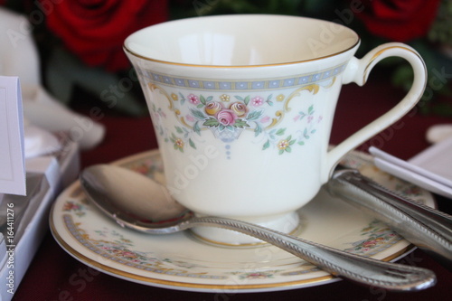 Fototapeta Naklejka Na Ścianę i Meble -  Flowered teacup 