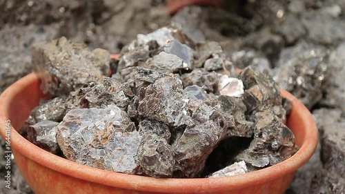 Wallpaper Mural Slavery in Asia. Unskilled workers. Mining of mica. India. Torontodigital.ca