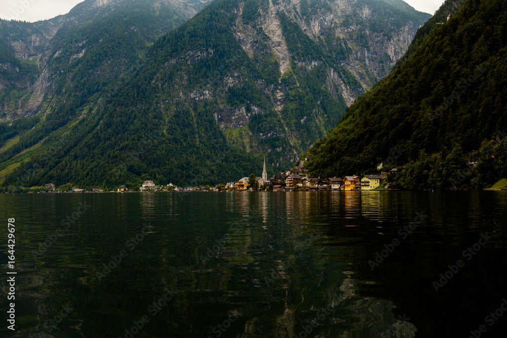 Fototapeta premium Hallstatt Austria cloudy