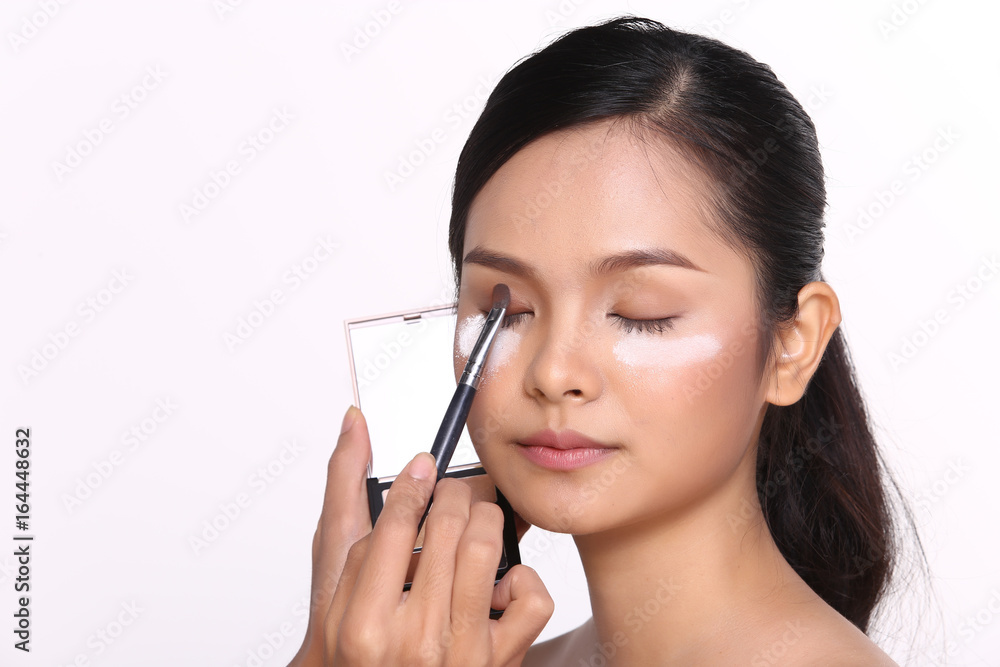 Cosmetic, Applying Make up, Beauty Process, white studio background, Perfect Healthy Skin, eye shadow box palette Cosmetic, Applying Make up, Beauty Process, white studio background, Perfect Healthy Skin, eye shadow box palette