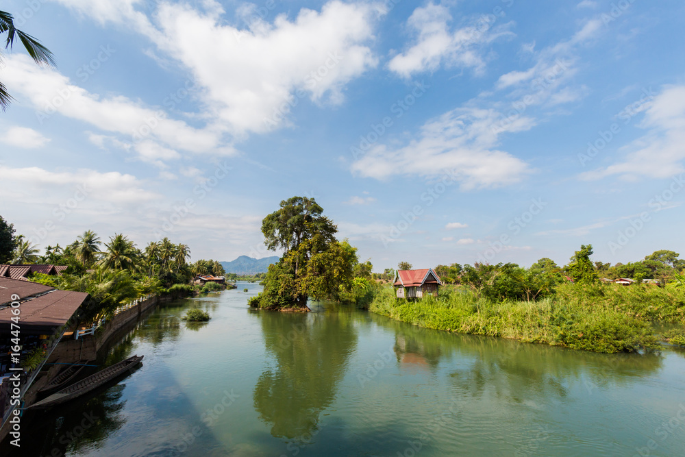 Obraz premium Bridge on Don Khon Laos