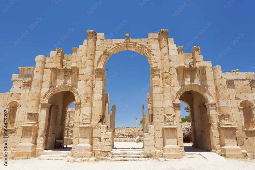 Jerash entrance gate 