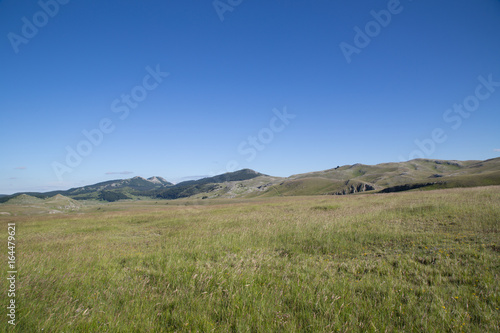 Panorama, Parco Nazionale Gran Sasso e Monti della Laga, inizio dell'estate 