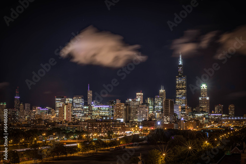 Obraz na płótnie A Cloud Over Chicago w salonie