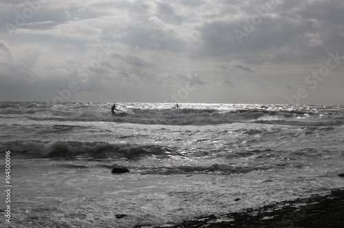 Jetski im Gegenlicht auf der Nordsee bei Callantsoog. photo