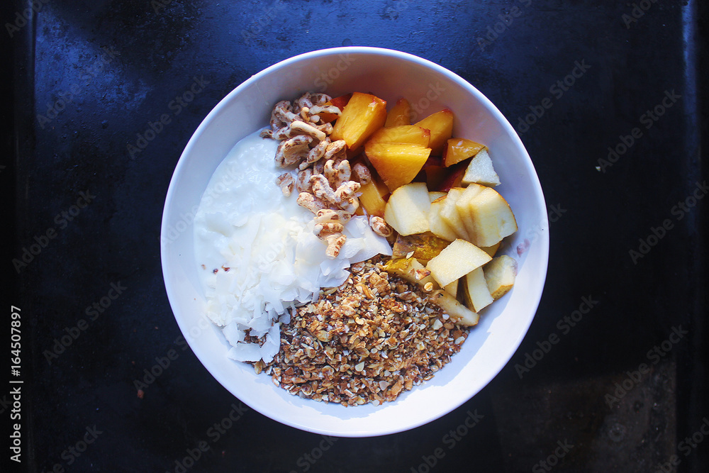 Fototapeta premium breakfast oat bowl