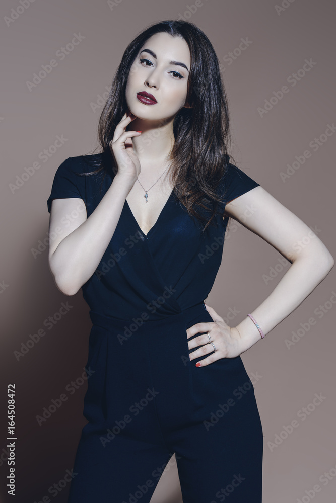 gorgeous brunette woman