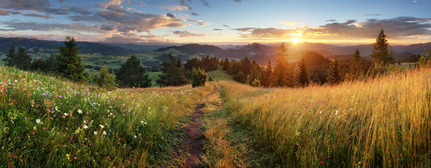 Beautiful summer panoramic landscape in mountains - Pieniny / Tatras, Slovakia