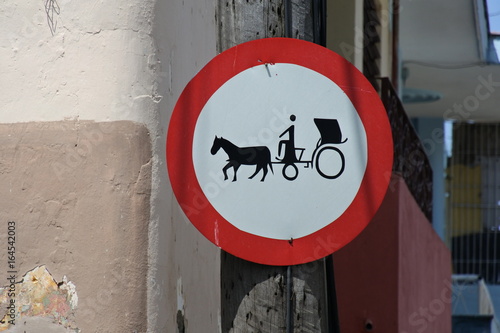 Keine Pferdekutschen in Bayamo auf Kuba  photo