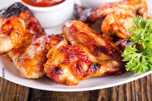 plate of grilled chicken wings