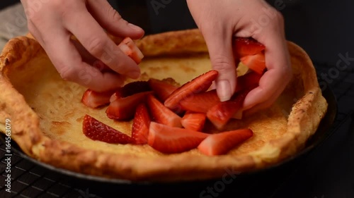 Pancake with berries