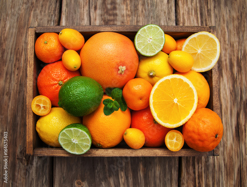 Box with citrus fruits