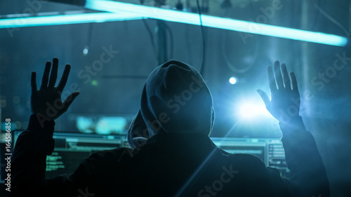 Tablou pe pânză Fully Armed Special Cybersecurity Forces Soldier Arrests Highly Dangerous Hacker