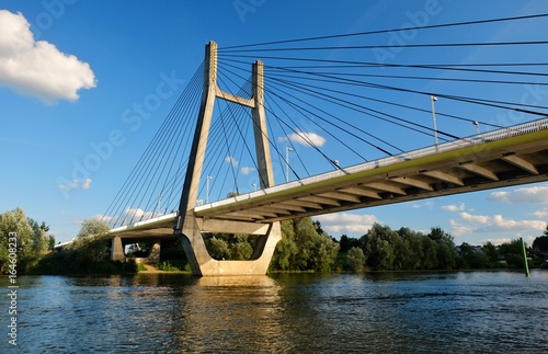 Architecture d'un pont suspendu.