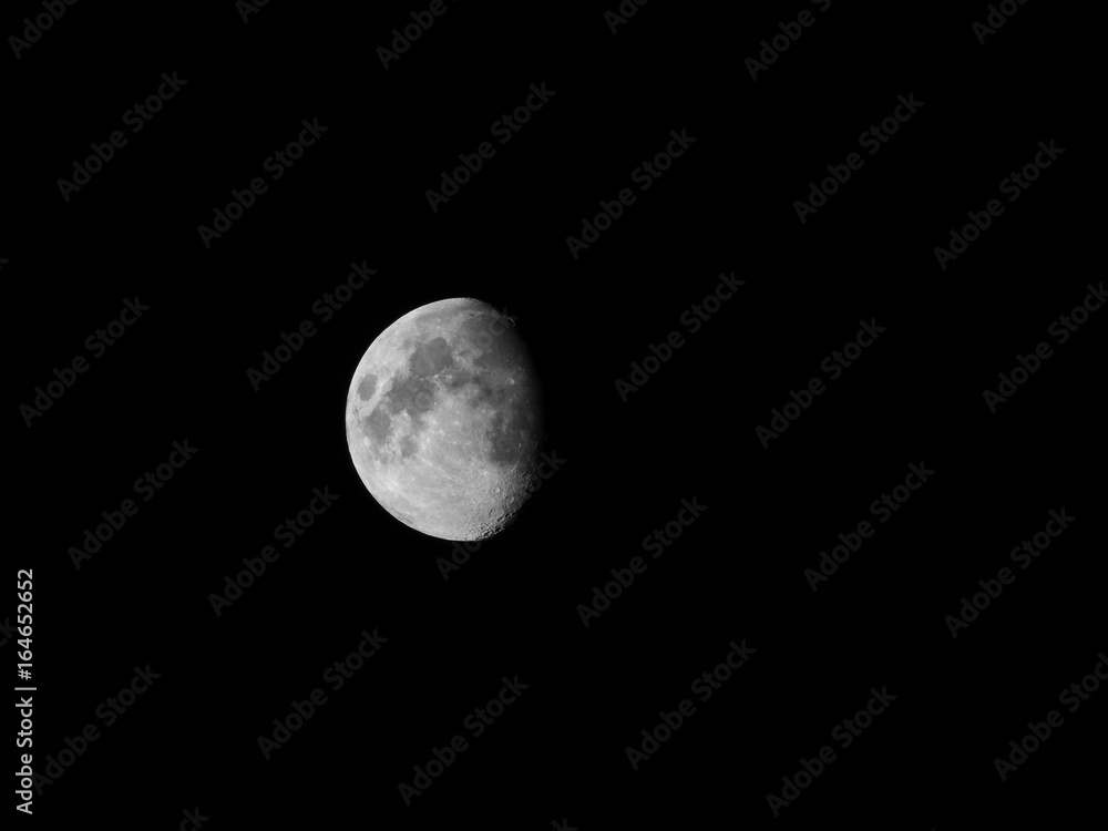 Moon background / The Moon is an astronomical body that orbits planet Earth, being Earth's only permanent natural satellite Moon background / The Moon is an astronomical body that orbits planet Earth, being Earth's only permanent natural satellite