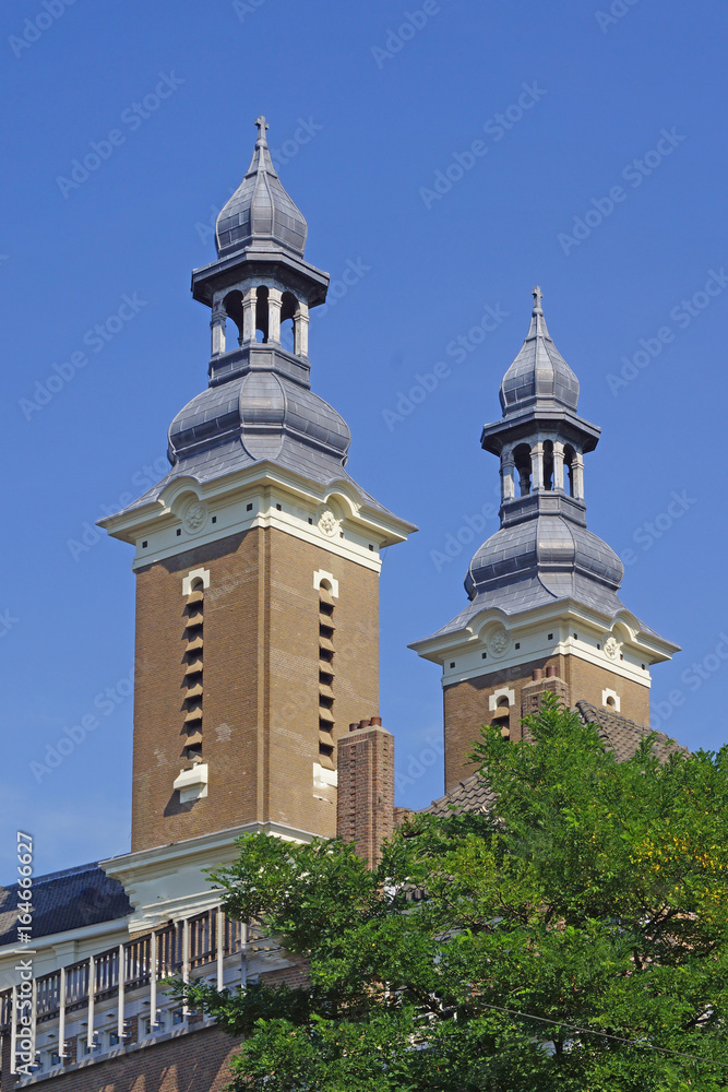 Fototapeta premium Paradijskerk in ROTTERDAM ( Niederlande ) 