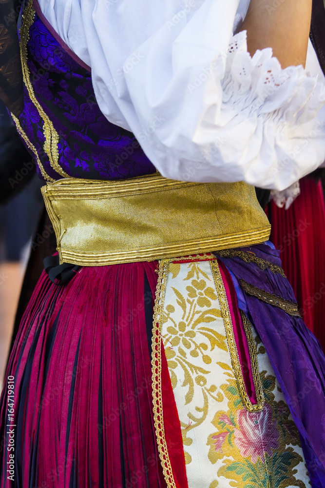 QUARTU S.E., ITALIA - LUGLIO 15, 2017: 31^ Sciampitta - Festa internazionale del folklore -  Sardegna