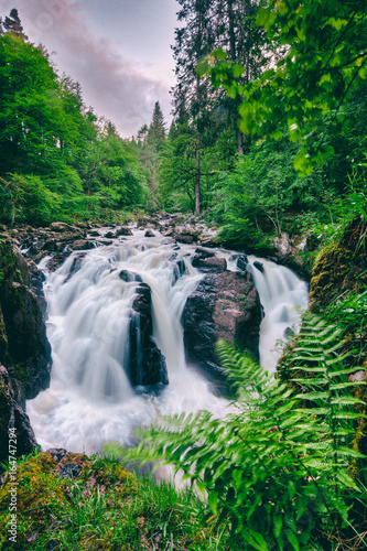 Φωτογραφία The Black Linn Falls on the River Bran at The Hermitage, Dunkeld, Scotland