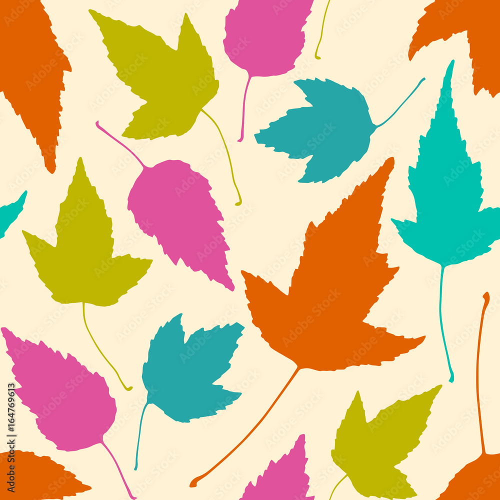 Obraz premium Floral seamless pattern with colorful leaves on beige background. Vector illustration.
