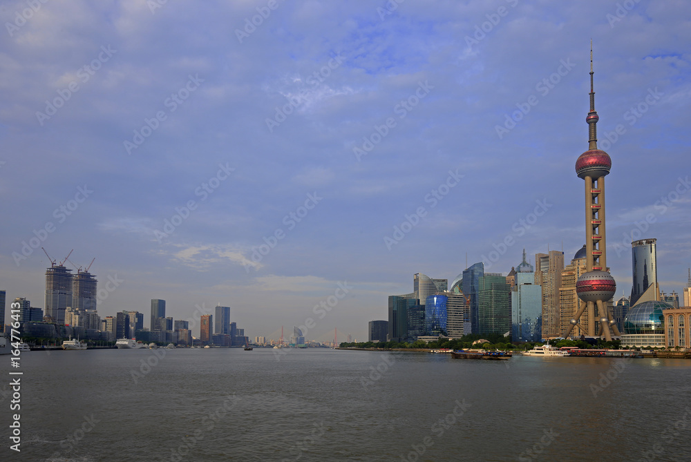 Obraz premium The Oriental pearl tower, Shanghai world financial center jinmao tower and the Shanghai skyline