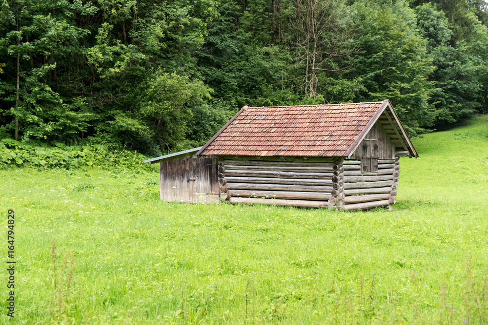 Heuhütte in den bayerischen Alpen Heuhütte in den bayerischen Alpen