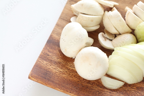 sliced onion and mushroom
