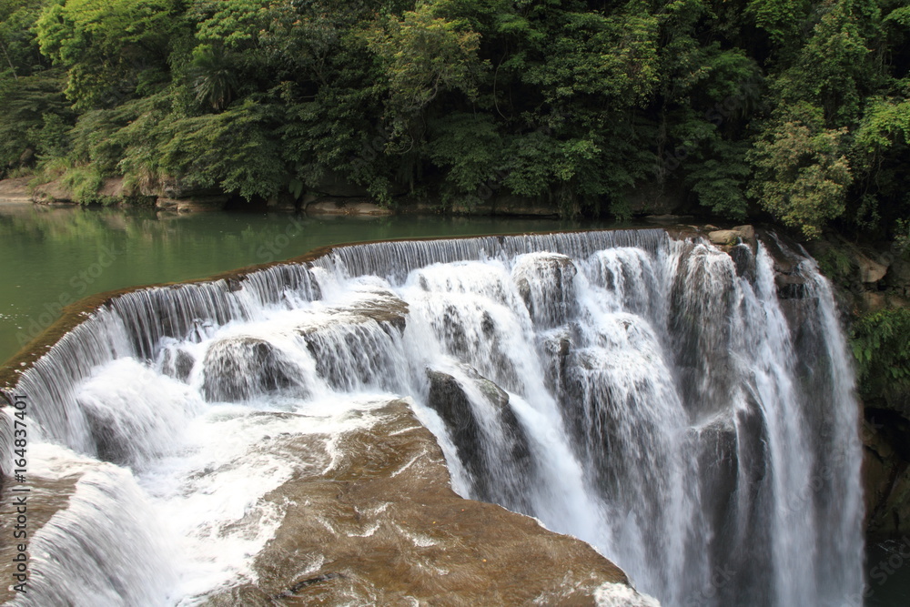 Fototapeta premium 十分瀑布