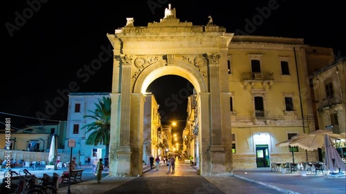 Noto,  Porta Reale night Timelapse photo