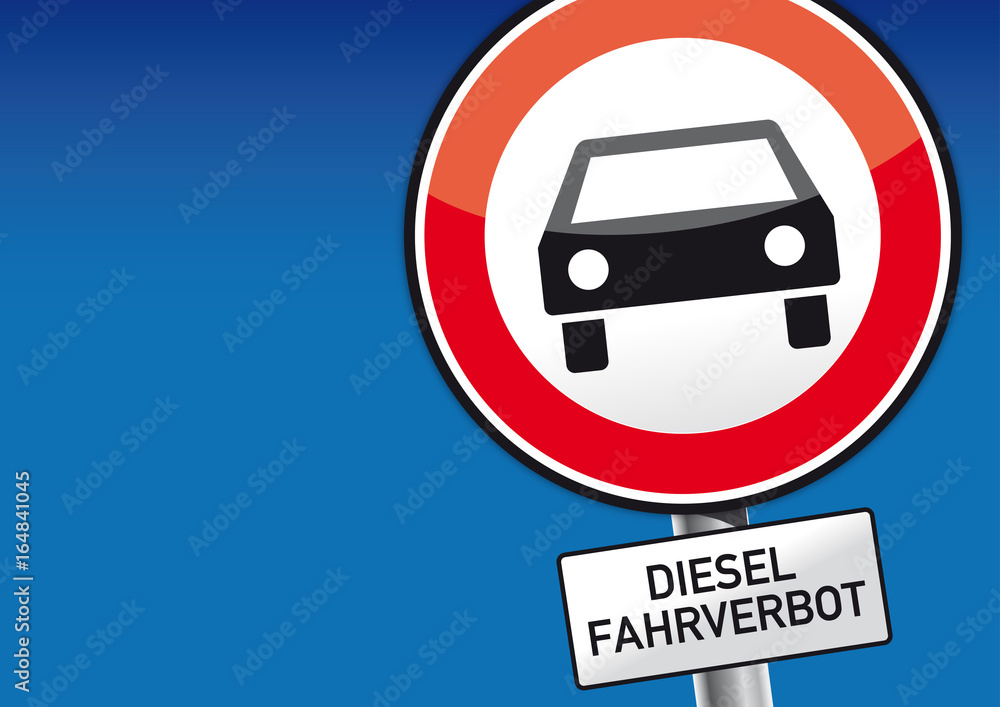 Diesel Fahrverbot. Verkehrsschild vor blauem Himmel Diesel Fahrverbot. Verkehrsschild vor blauem Himmel
