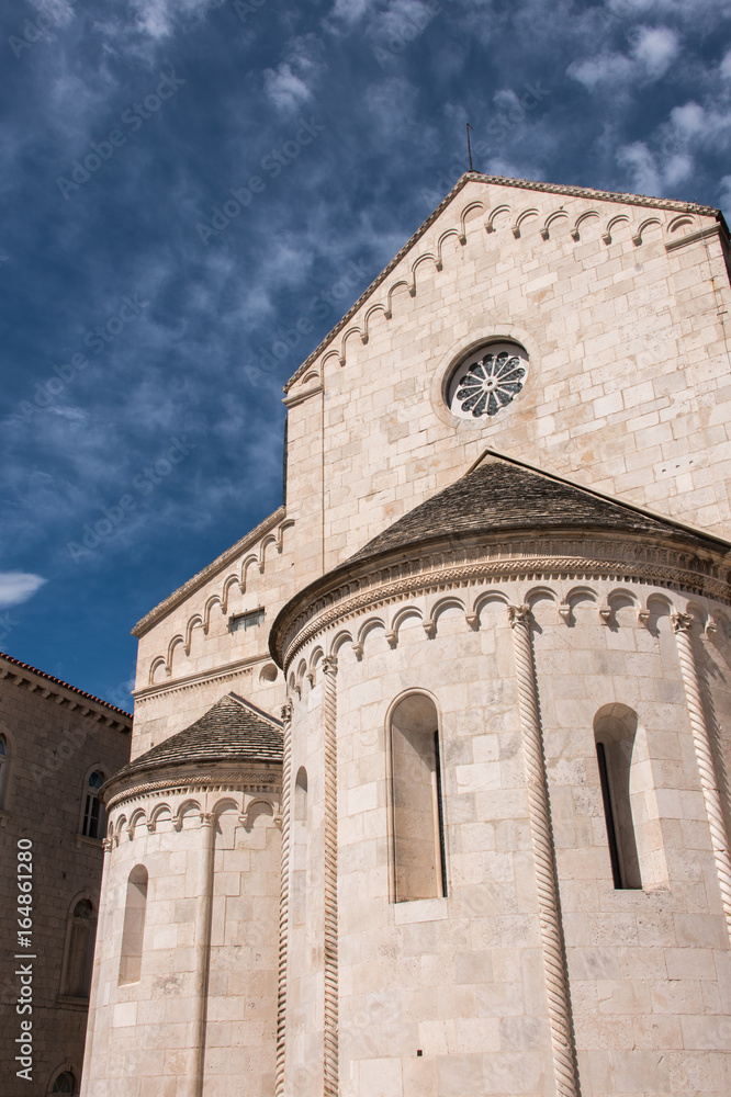 chevet de la cathédrale de Trogir en Croatie
