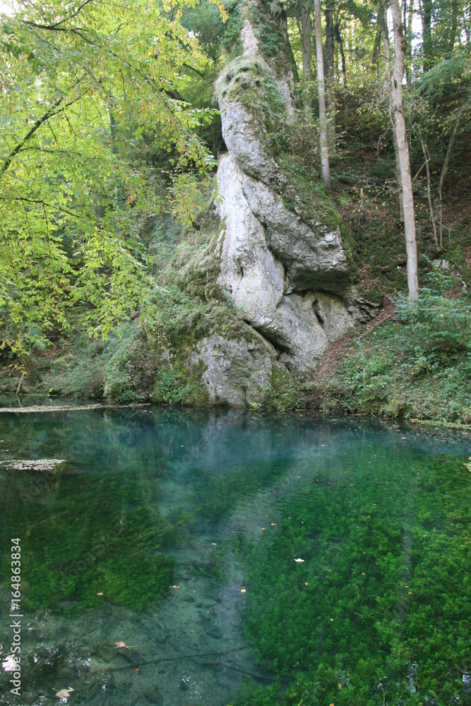 Fototapeta premium Fels am Wasser